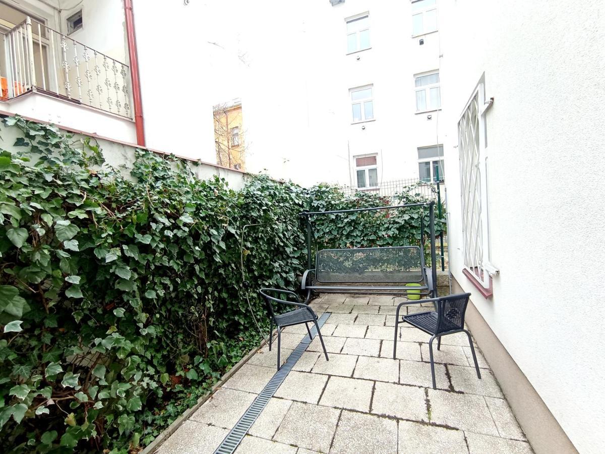 Apartments Captain Grand Praga Zewnętrze zdjęcie